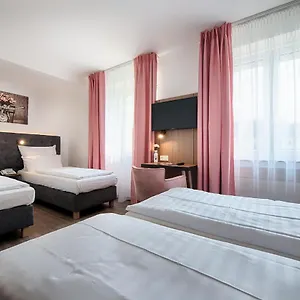 Отель Home Hotel